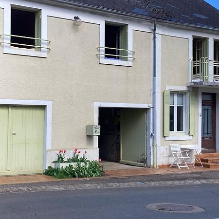 Chambres D'Hotes Les Frerots Lurcy-le-Bourg Exterior photo