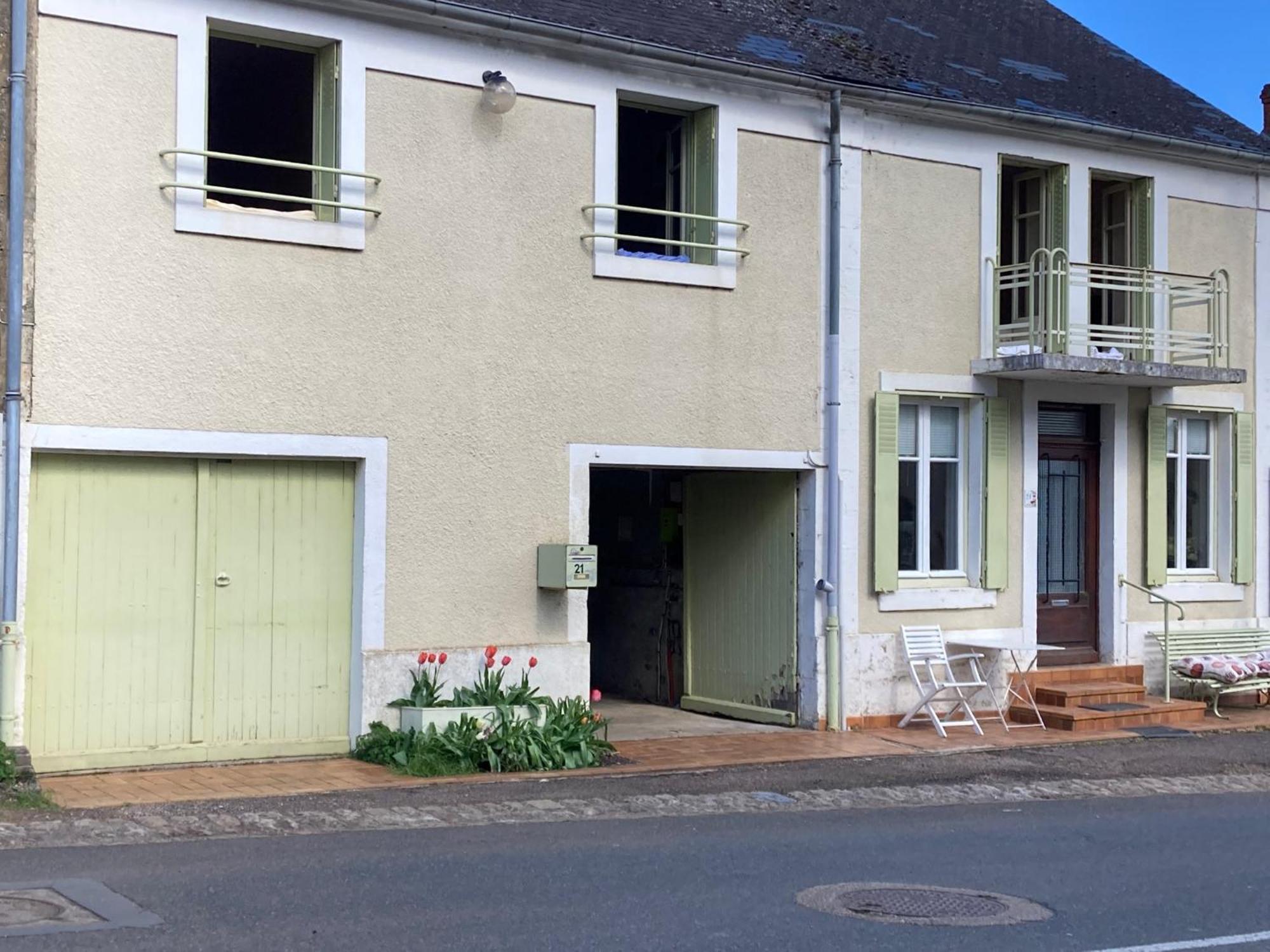 Chambres D'Hotes Les Frerots Lurcy-le-Bourg Exterior photo