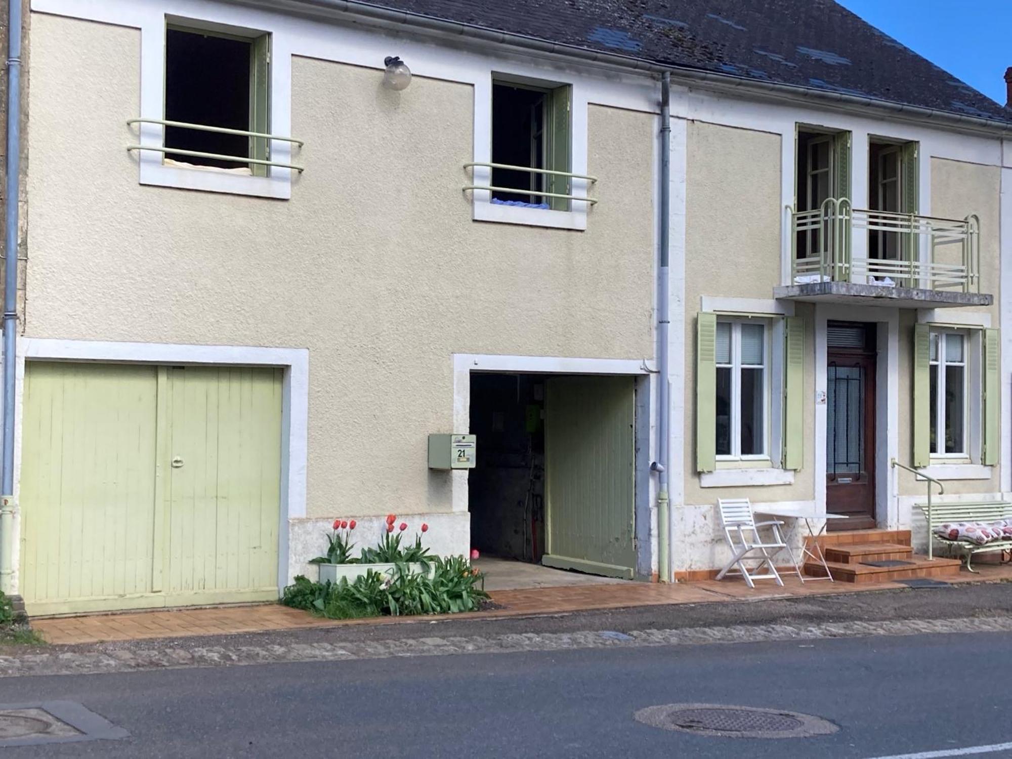 Chambres D'Hotes Les Frerots Lurcy-le-Bourg Exterior photo